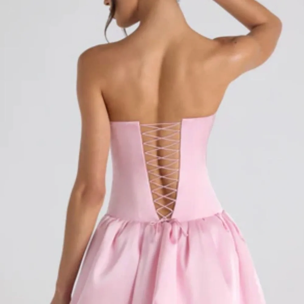 🌸NWT OH POLLY FABIOLA PINK STRAPLESS BUBBLE HEM MINI DRESS SIZE 6🌸 - Picture 2 of 6